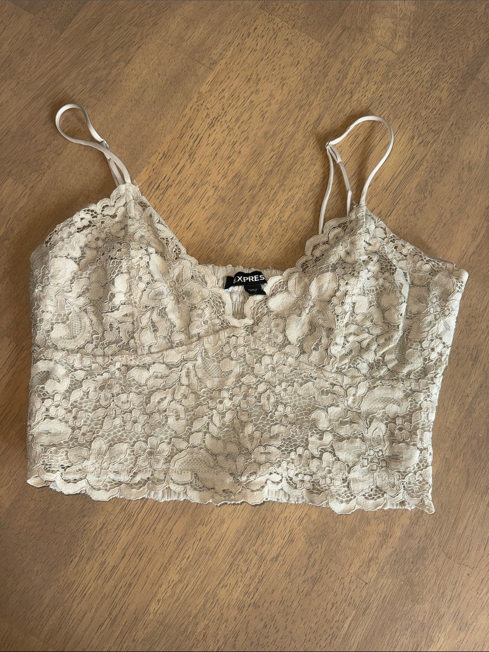 Express Floral Lace Cropped Cami in Cream